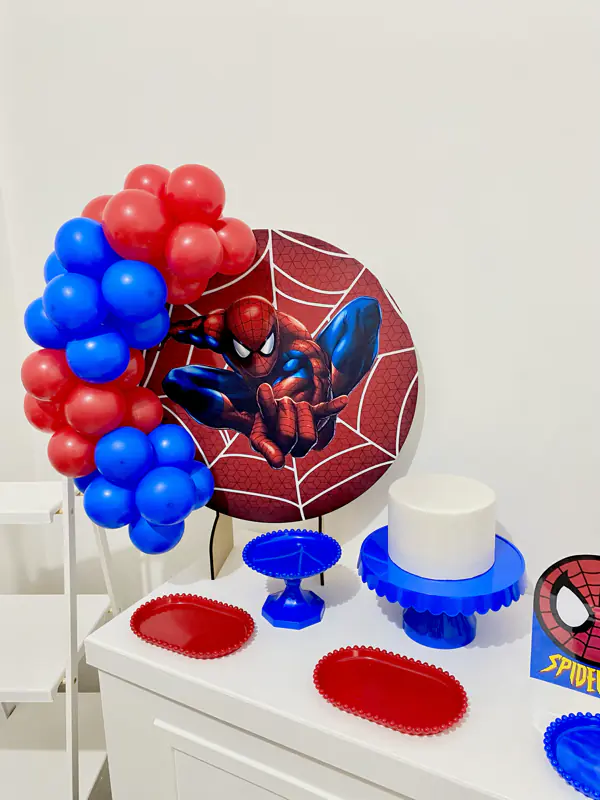 Decoração de festa no tema Homem-Aranha