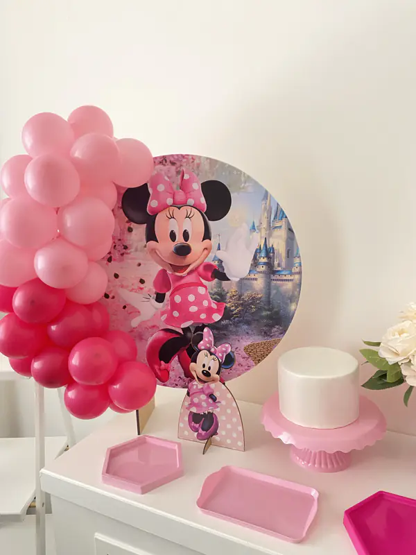Decoração de festa no tema Minnie