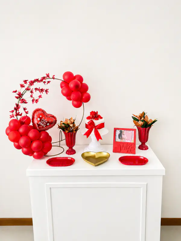 Decoração romântica em tons de vermelho